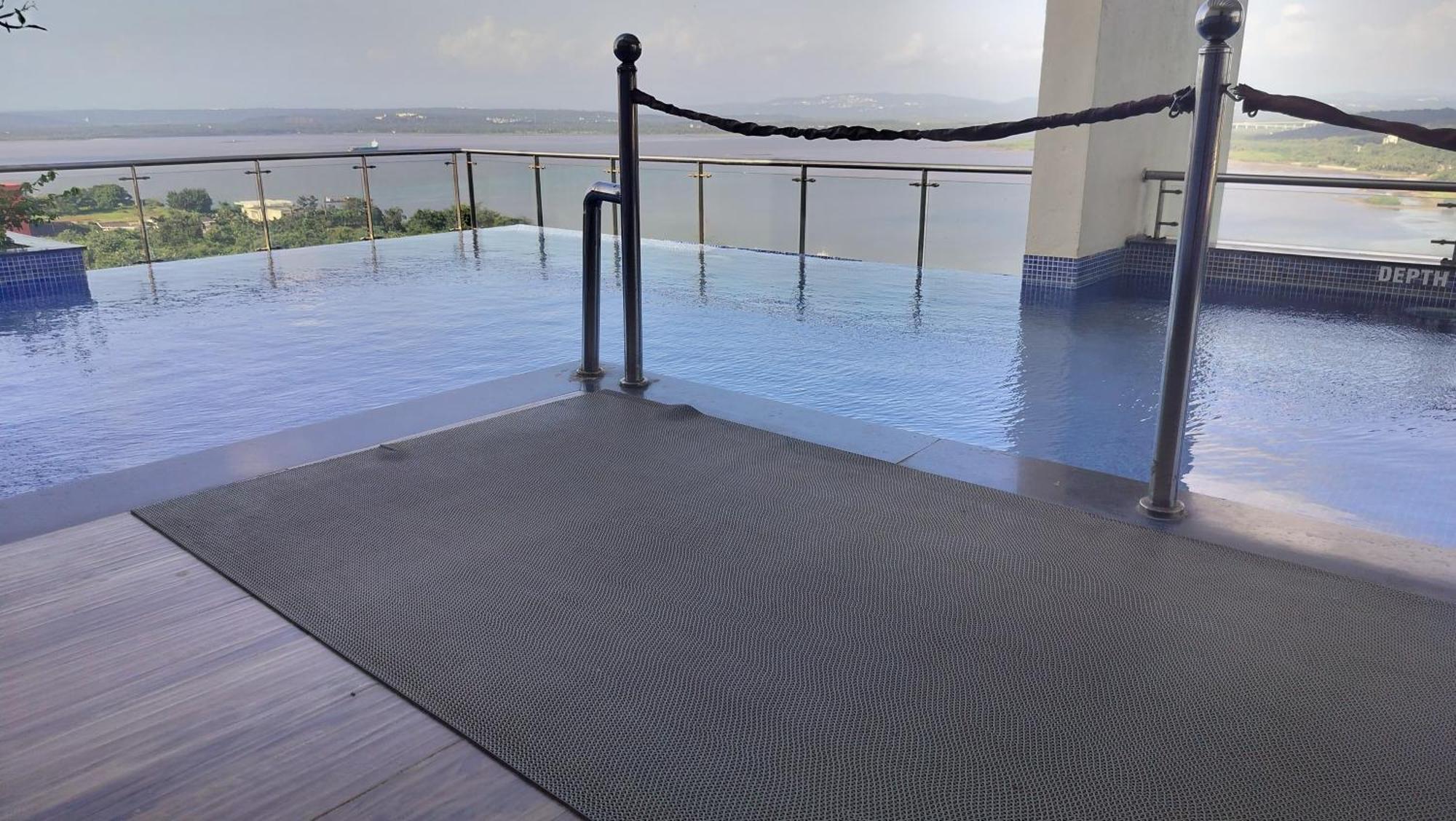Good Stay 2Bhk Pool Apartment 10 Mins From Dabolim Airport Goa 102 Consua Dış mekan fotoğraf
